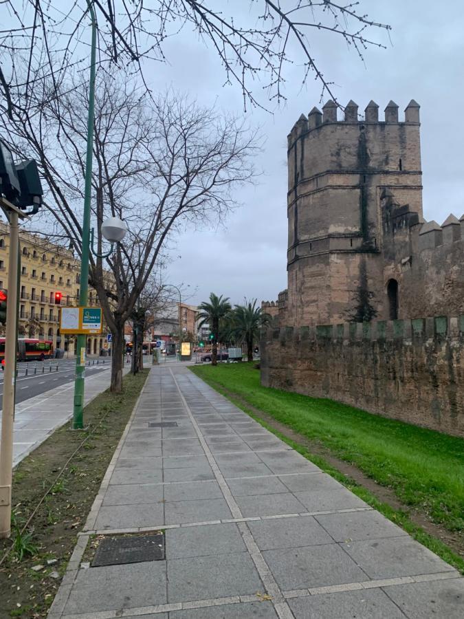 セビリアPiso Muralla Macarenaアパートメント エクステリア 写真